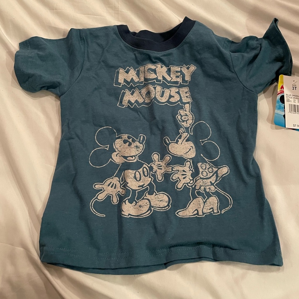 Disney from Primark Tee shirt. Size 3T. Never worn. Tags still on.